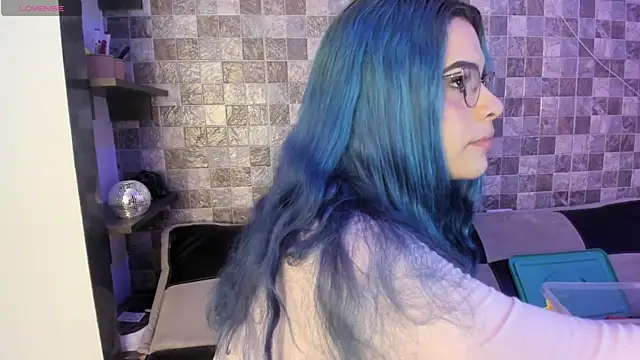 Sophia cyrus11 online show from April 5, 2026, 4:57 pm