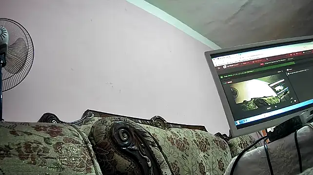 Qaisxone online show from February 15, 2026, 2:45 am