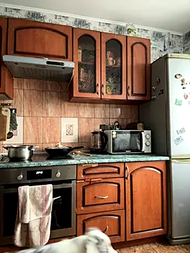 Sabrina shells online show from November 19, 2025, 8:58 am