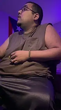 cloudy couple444 online show from March 9, 2025, 7:56 am