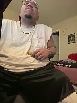 cloudy couple444 online show from March 10, 2025, 3:34 am