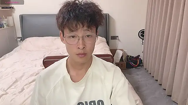 Snapshot of A11414 chatting on October 29, 2025, 5:12 pm A11414 online show from October 29, 2025, 5:12 pm