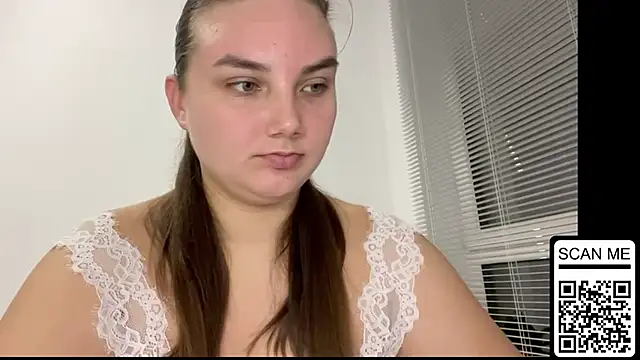 Dreamyblushfairy online show from October 26, 2025, 8:09 pm