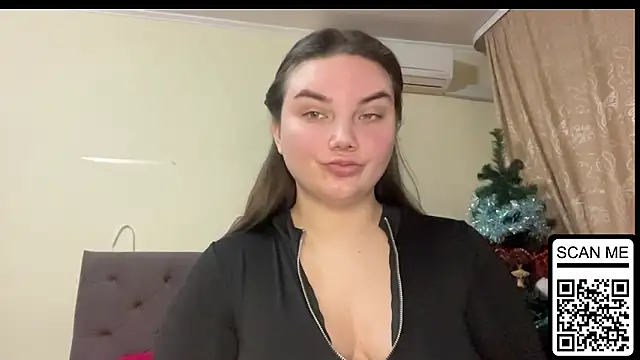 Dreamyblushfairy online show from January 14, 2026, 8:23 pm