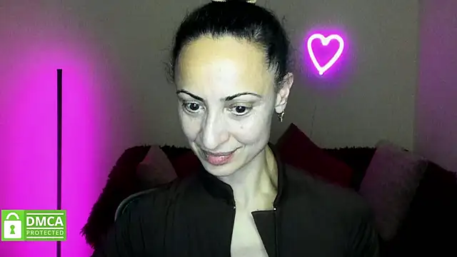 Arianasweety23 online show from October 16, 2025, 5:32 pm