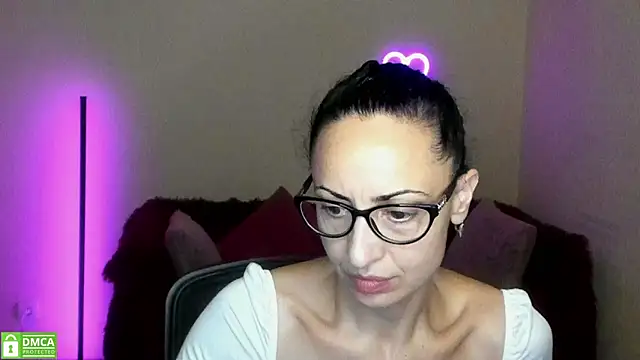 Snapshot of Arianasweety23 chatting on September 10, 2025, 5:23 pm Arianasweety23 online show from September 10, 2025, 5:23 pm