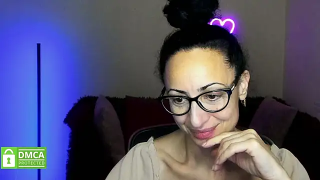 Snapshot of Arianasweety23 chatting on October 4, 2025, 11:23 am Arianasweety23 online show from October 4, 2025, 11:23 am