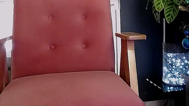 Snapshot of callme_douglas chatting on December 1, 2025, 6:20 pm callme douglas online show from December 1, 2025, 6:20 pm