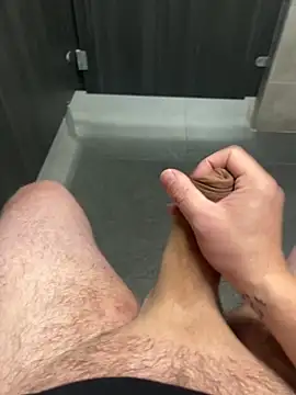 22TT2295 online show from November 14, 2025, 1:04 pm