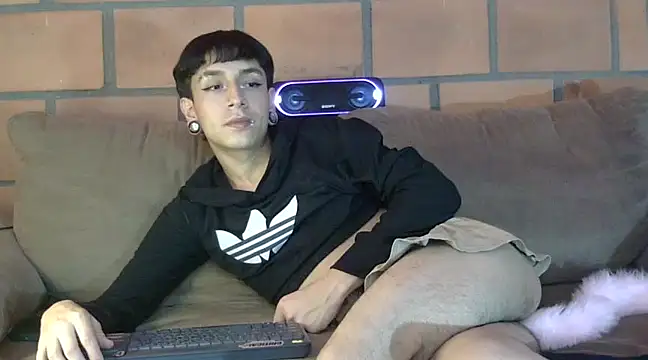 Alexa Cortes online show from December 24, 2024, 8:22 am