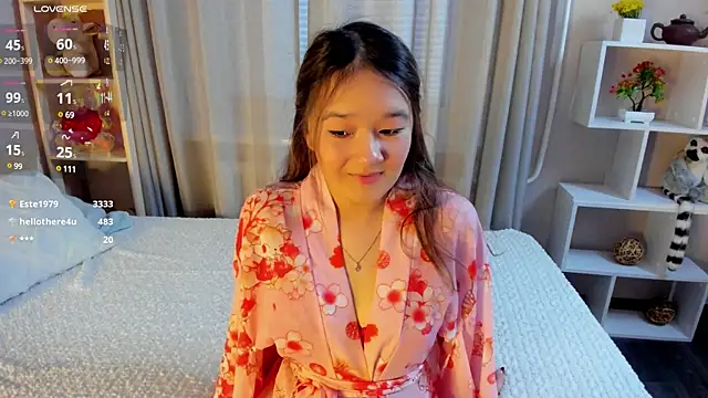 Maekko online show from March 13, 2025, 1:18 pm