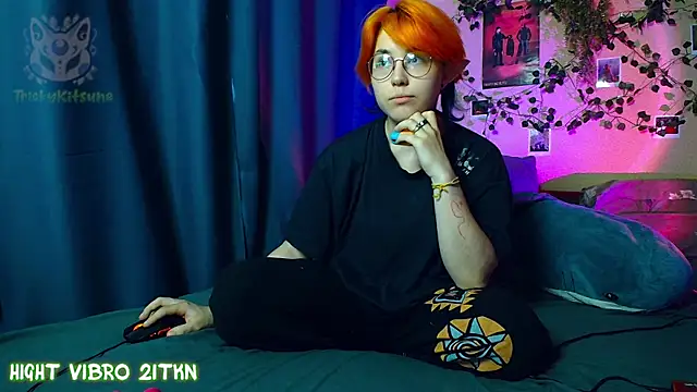 TrickyKitsune online show from July 9, 2026, 4:06 pm