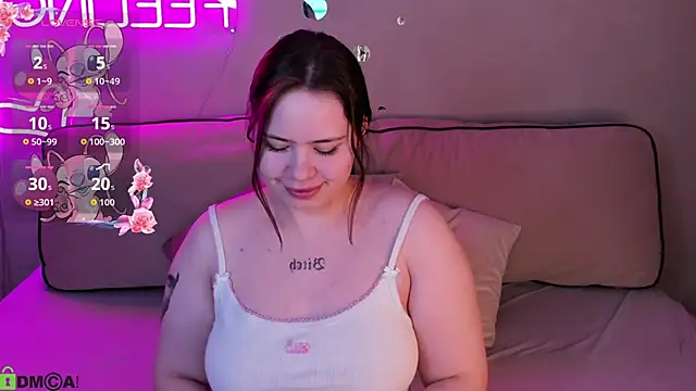 EricaElliott online show from November 8, 2025, 1:09 am