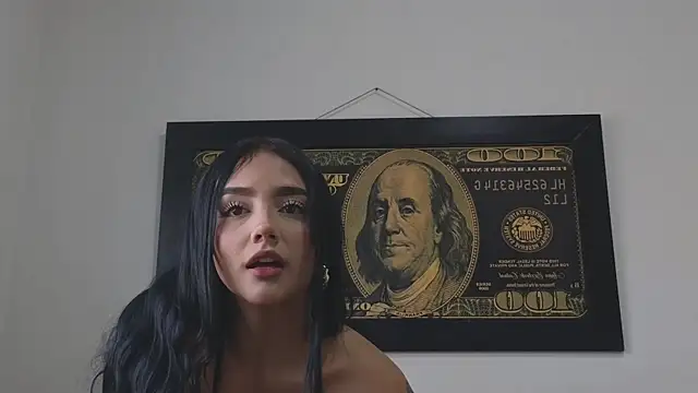 Snapshot of Thiago_x_Sahara chatting on October 20, 2025, 12:17 pm Thiago x Sahara online show from October 20, 2025, 12:17 pm