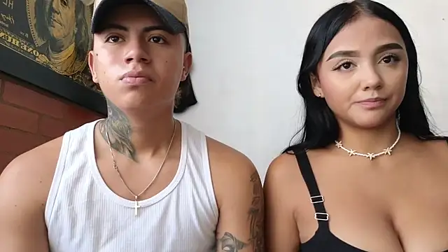 Snapshot of Thiago_x_Sahara chatting on February 1, 2025, 12:58 pm Thiago x Sahara online show from February 1, 2025, 12:58 pm