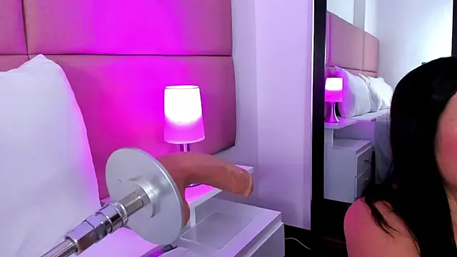 SammyMorales online show from November 19, 2025, 12:38 pm