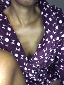 xxSexyTalia28 online show from April 14, 2026, 6:29 am