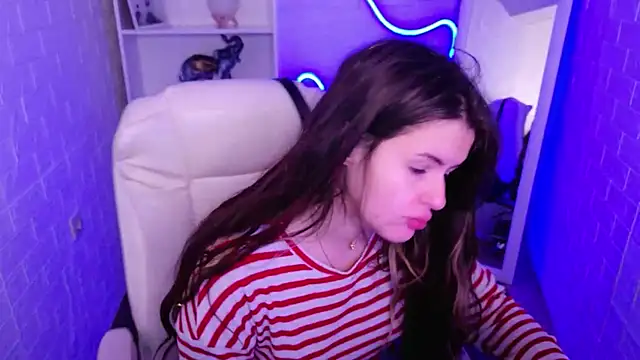 Snapshot of StellaFrost chatting on October 24, 2025, 3:44 pm StellaFrost online show from October 24, 2025, 3:44 pm