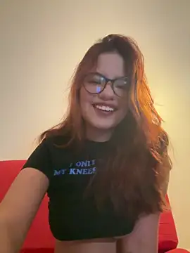 EmiF26 online show from January 6, 2025, 3:31 am