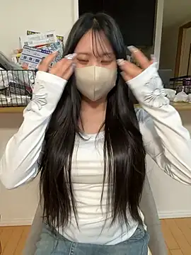 TAISHI chan online show from December 17, 2025, 4:23 pm