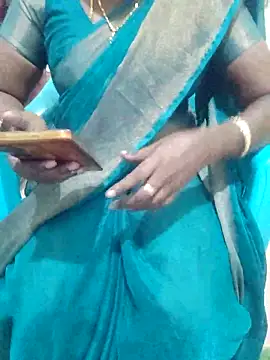 Snapshot of Tamil_roja69 chatting on February 28, 2025, 3:37 pm Tamil roja69 online show from February 28, 2025, 3:37 pm