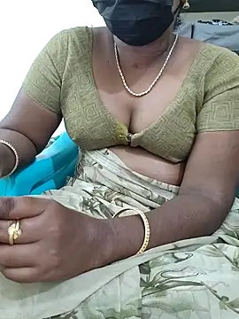 Snapshot of Tamil_roja69 chatting on September 13, 2025, 12:49 pm Tamil roja69 online show from September 13, 2025, 12:49 pm