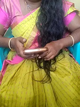 Snapshot of Tamil_roja69 chatting on February 18, 2025, 6:04 am Tamil roja69 online show from February 18, 2025, 6:04 am
