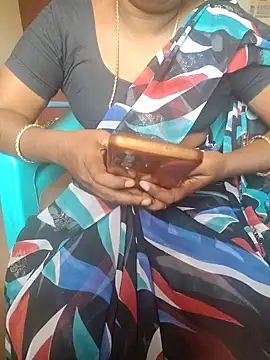 Snapshot of Tamil_roja69 chatting on February 8, 2025, 7:26 am Tamil roja69 online show from February 8, 2025, 7:26 am