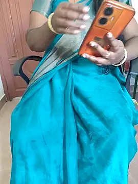 Snapshot of Tamil_roja69 chatting on September 29, 2025, 6:20 am Tamil roja69 online show from September 29, 2025, 6:20 am