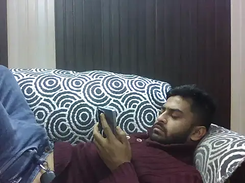 Snapshot of indihotguy chatting on February 12, 2026, 9:42 am indihotguy online show from February 12, 2026, 9:42 am