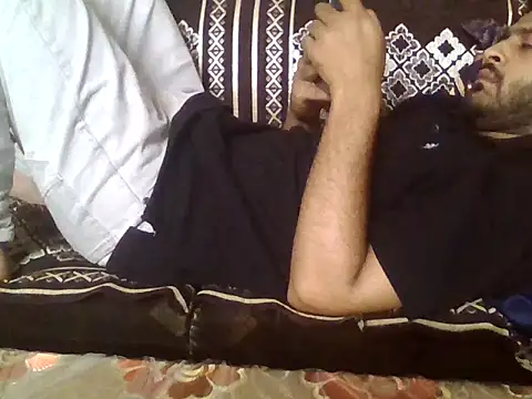 indihotguy online show from May 6, 2026, 1:42 am