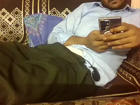 indihotguy online show from May 11, 2026, 2:18 pm