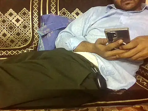 indihotguy online show from May 11, 2026, 2:45 pm