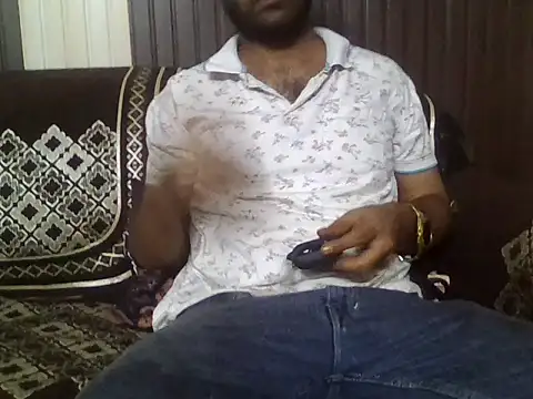 indihotguy online show from April 30, 2026, 2:13 pm