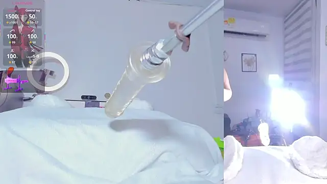 Maria Jones  online show from October 26, 2025, 1:17 am