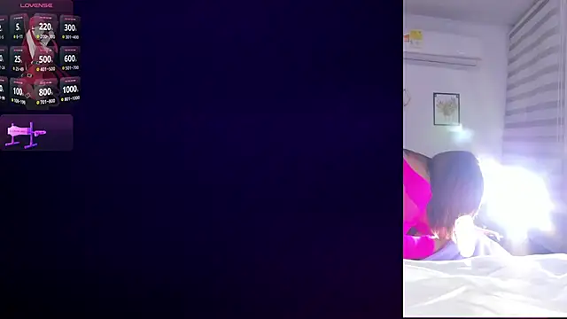 Maria Jones  online show from November 17, 2025, 1:31 am