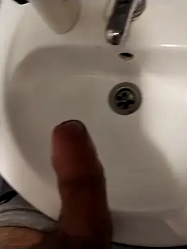 Fantomfantom16 online show from March 3, 2025, 3:32 pm