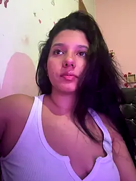 Snapshot of emmariders2 chatting on November 9, 2025, 3:54 am emmariders2 online show from November 9, 2025, 3:54 am