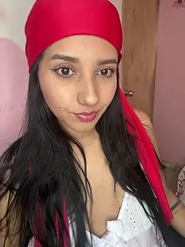 Snapshot of emmariders2 chatting on November 9, 2025, 8:24 pm emmariders2 online show from November 9, 2025, 8:24 pm