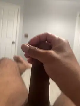 MrLatinKing online show from January 1, 2025, 11:27 am