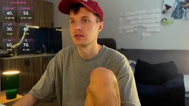 Leonnextdoor online show from March 20, 2026, 10:49 am