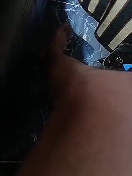 Gonzalex02 online show from November 7, 2025, 8:46 pm