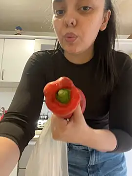 Snapshot of amelia_cherry chatting on September 17, 2025, 7:27 pm amelia cherry online show from September 17, 2025, 7:27 pm