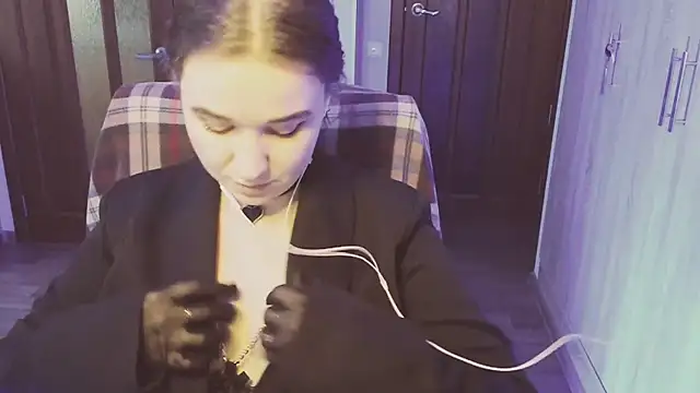 nerdymuse online show from February 1, 2025, 9:11 am