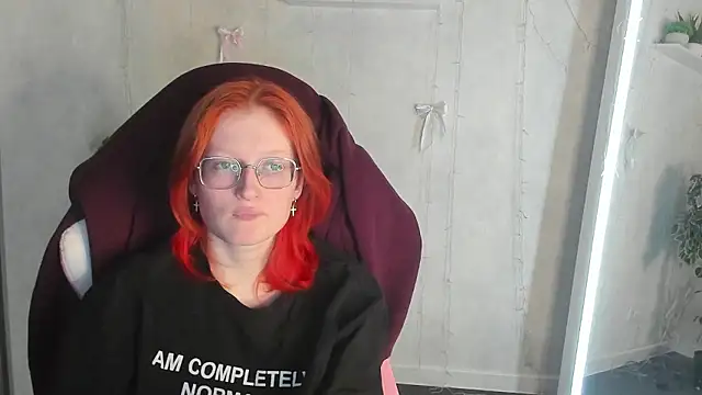 ElizabethHarpper online show from January 13, 2026, 1:20 am