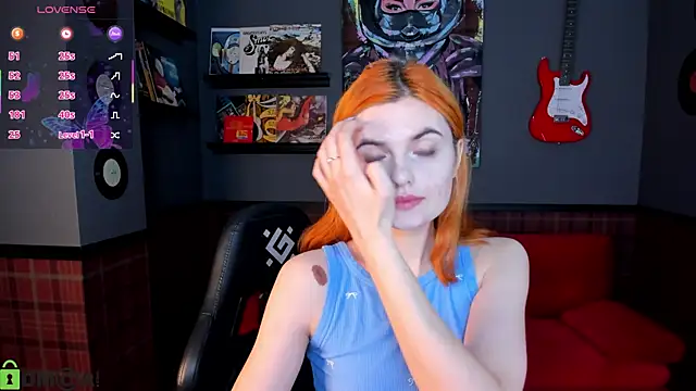 CharlotteMitchell online show from November 10, 2025, 9:14 am