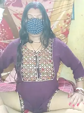 Hot muskaan online show from March 5, 2025, 7:05 am