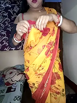 Hot muskaan online show from October 16, 2025, 4:37 pm