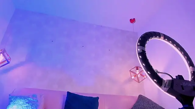 Angel Khouri online show from March 8, 2025, 9:28 am