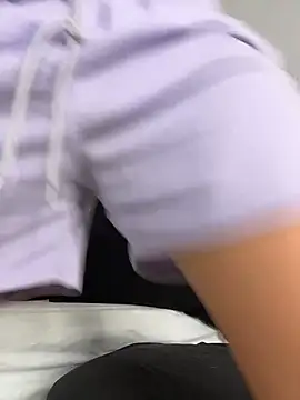 Snapshot of Angel_Khouri chatting on January 18, 2026, 4:38 am Angel Khouri online show from January 18, 2026, 4:38 am